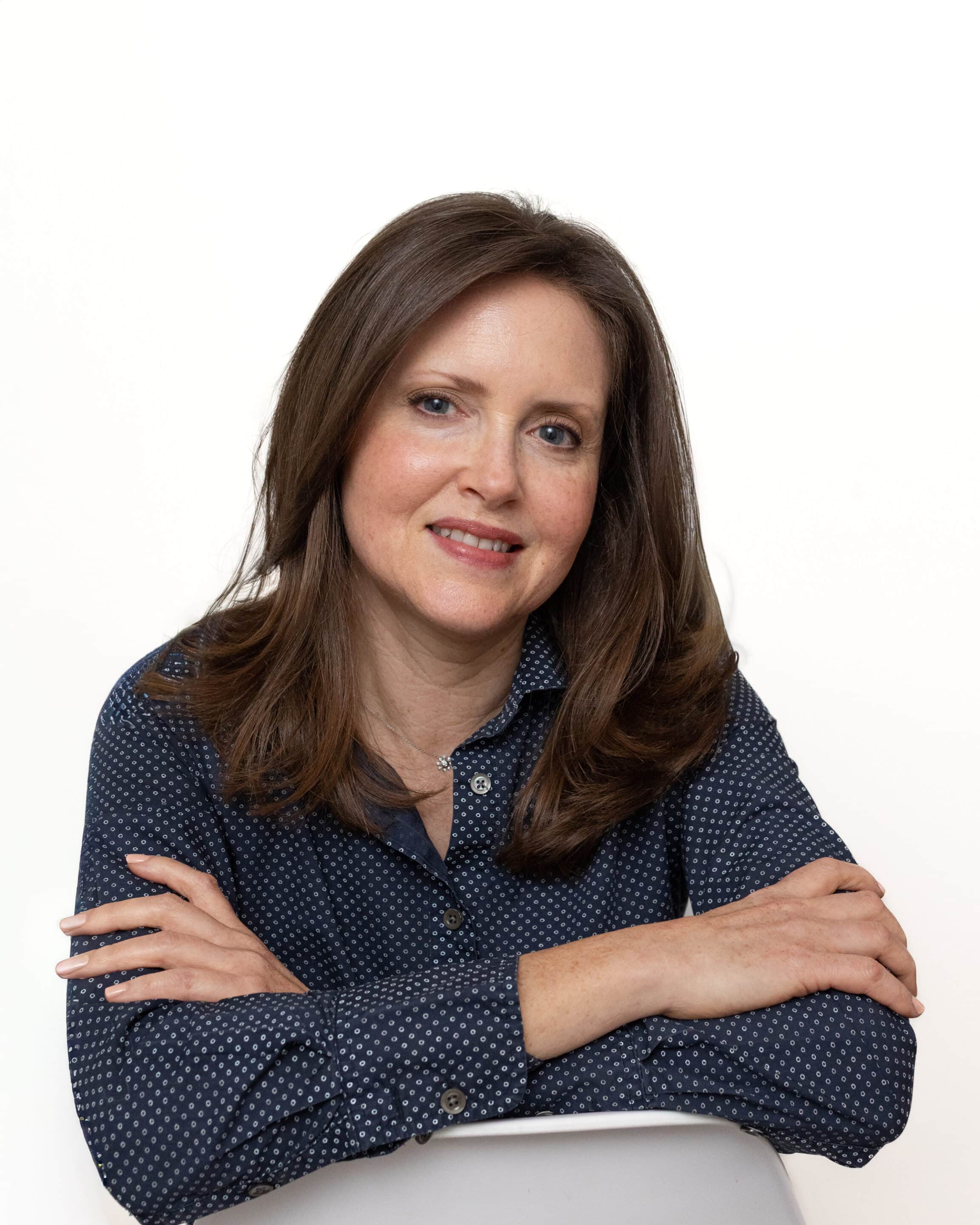 Sara Kahn Yellow Studio Portraits Sara Kahn, MS, CNS, CDN gut health nutritionist